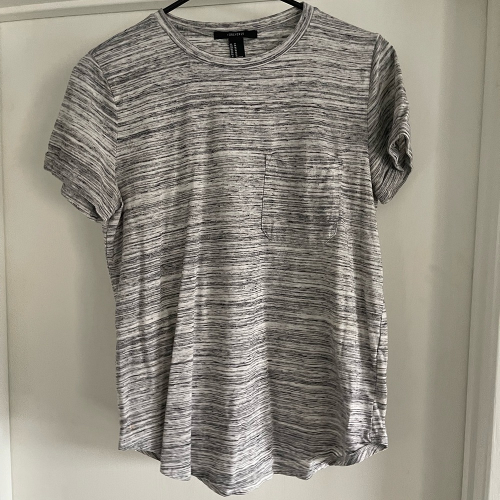 Forever 21 t-shirt